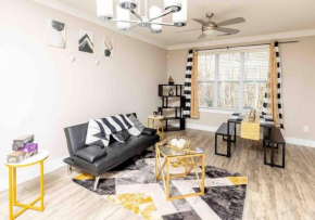 Lux Boho Chic FREE Parking & Wifi, Mins to Shops